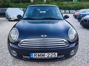 Eladó használt Mini Mini One - 1.4 One, 3 ajtó, 6 fokozatú manuális / kézi váltó - 105.308 KM-PANORÁMATETŐ-ALUFELNI - Szakértőink által átvizsgálva