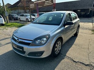 Eladó használt Opel Astra F - Egyéb - Astra 1.6 Essentia