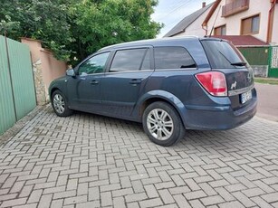 Eladó használt Opel Astra H - 1.6 Classic III