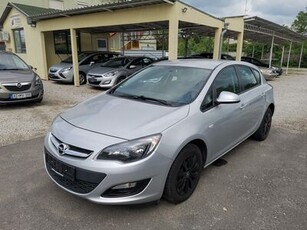 Eladó használt Opel Astra J - 1.4 T Enjoy