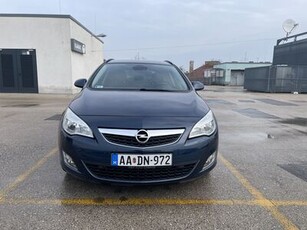 Eladó használt Opel Astra J - 1.4 T Selection