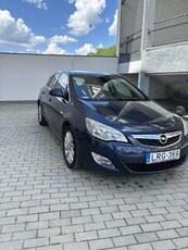 Eladó Opel Astra J