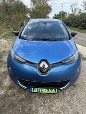 Eladó használt Renault Zoe - Z.E. R90 41 kWh Intens Aut., 5 ajtó, 0 fokozatú fokozatmentes automata váltó - Magyarországi