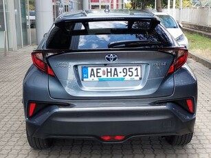 Eladó használt Toyota C-HR - C-HR 1.8 Hybrid Style e-CVT