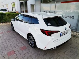 Eladó használt Toyota Corolla - COROLLA Touring Sports 1.8 Hybrid Comfort Style Tech e-CVT Mo-i. Garancia: 2026/09-ig