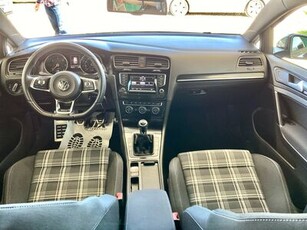 Eladó használt Volkswagen Golf VII - 2.0 TDI BMT GTD, 5 ajtó, 6 fokozatú manuális / kézi váltó - XENON / NAVI / ÜLÉSFŰTÉS / 1 ÉV GARANCIA