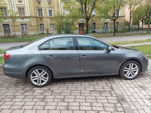 Eladó használt Volkswagen Jetta - 2.0 TDI BMT Highline