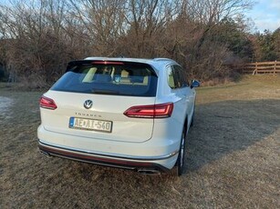 Eladó használt Volkswagen Touareg - 3.0 V6 TDI Elegance tiptronic