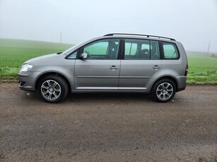 Eladó használt Volkswagen Touran - 1.9 PD TDi Highline