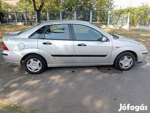 Eladó megkímélt állapotú Ford Focus 1,6 Fresh gépkocsi