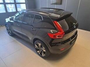 Eladó új Volvo XC40 - 2.0 [B3] MHEV Ultimate Dark DCT BUSINESS. KAMARAI KEDVEZMÉNNYEL AKÁR 3.6 M FORINT KEDVEZMÉNYTŐL!