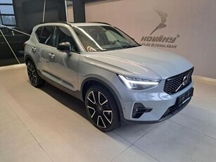 Eladó új Volvo XC40 - XC40 2.0 [B4] MHEV Ultimate Dark DCT GYORS SZÁLLÍTÁSSAL! ORVOS/ÜGYVÉD/GYÓGYSZERÉSZ/BUSINESS KEDVEZMÉNY!