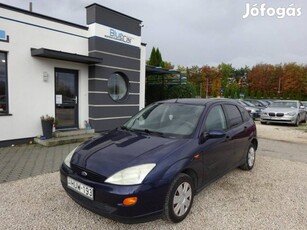 Ford Focus 1.4 Ambiente Megbizható Benzines!