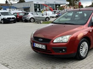 Ford Focus 1.4 Trend Friss 2 év műszaki vizsga....