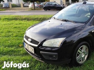 Ford Focus 1.6 Ghia Friss Műszakival! Gyári FOR...