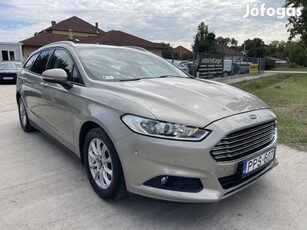 Ford Mondeo 1.5 TDCi Business // Parkoló aszisz...