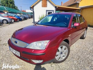 Ford Mondeo 1.8 SCi Ghia Kifogástalan Autó. FRI...