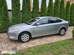 Ford Mondeo 1.8 TDCi Trend Vezetett Szervizköny...