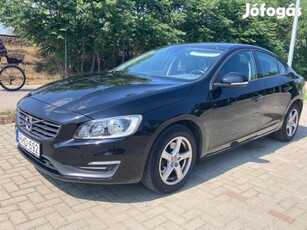 Garázsban tartott, valós kilométerrel Volvo S60 azonnal elvihető