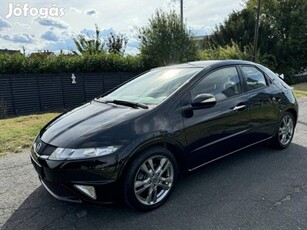 Honda Civic 1.8 Sport Special Edition 3 Év Gara...