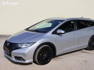 Honda Civic Tourer 1.6 i-Dtec Lifestlye ADAS 53...