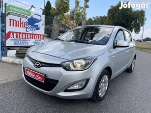 Hyundai I20 1.25 Comfort Vezetett Szervizkönyv!...