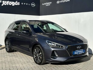 Hyundai I30 1.6 CRDi HP Premium 161e km / 1 év...