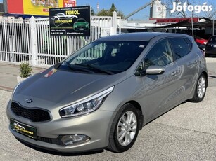 KIA CEE'D 1.6 GDI LX Moi! Végig Sz.könyv! Megkí...