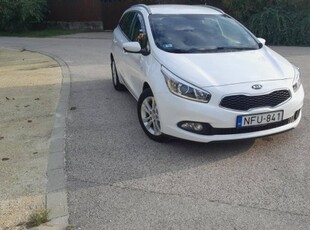 KIA CEE'D SW 1.6 GDI LX Exclusive Magyar 1 Tula...