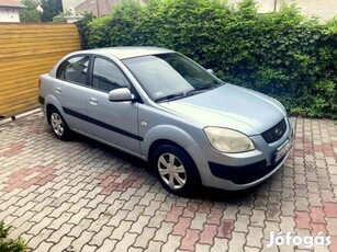 KIA RIO 1.4 EX cserélhető!