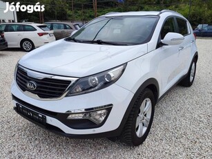 KIA Sportage 1.7 CRDi EX Szervizkönyv-Navi-Park...