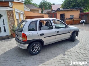 Kicsi a bors de erös Opel Corsa 1.4 66kw 90LE