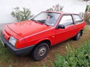 Lada Szamara 1.3