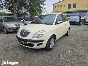 Lancia Ypsilon 1.2 16V Oro