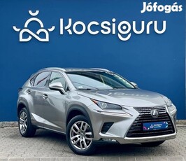 Lexus NX 300h Elegance Safety FWD CVT / Mo-i!/...