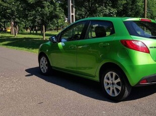 Mazda 2 1.3 CE.