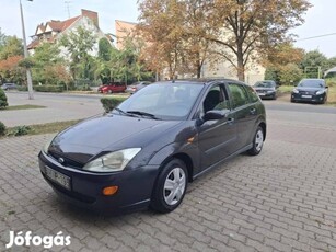 Megkimelt ford focus 1.6 benzin