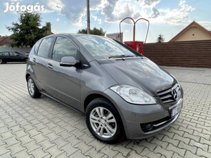 Mercedes-Benz A 160 Blueefficiency Elegance EUR...