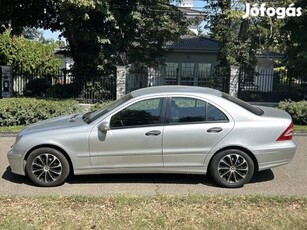 Mercedes-Benz C 180 Kompressor Classic (Automat...