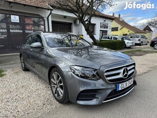 Mercedes-Benz E 220 d T 9G-Tronic AMG / Magas F...