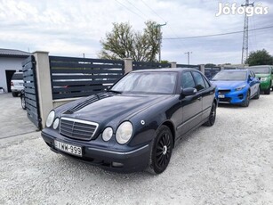 Mercedes-Benz E 320 4Matic Elegance (Automata)...