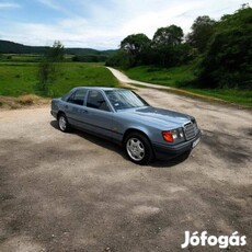 Mercedes-Benz E-Osztály 200 109e. km