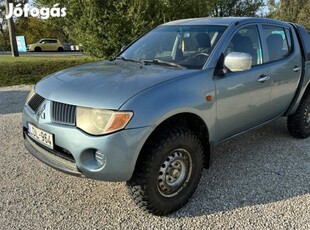 Mitsubishi L 200 Pick Up 2.5 TD DC Beach Plus 2...