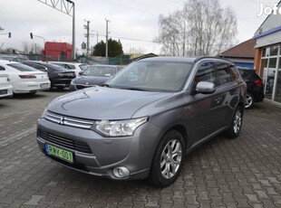 Mitsubishi Outlander 2.0 Phev Instyle Navi 4WD...