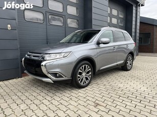 Mitsubishi Outlander 2.2 DI-D Instyle Navi 4WD...