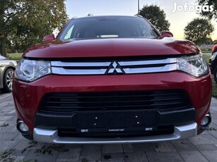 Mitsubishi Outlander 2.2 DI-D Intense Plus 4WD...