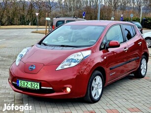 Nissan Leaf (Automata) Tekna Solar-Ülésekéskorm...