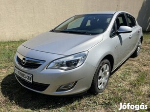 Opel Astra 1.4 Enjoy Új Akkumulátor. Szép Állap...