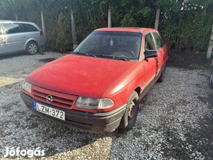 Opel Astra 1.6 CDX