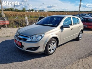 Opel Astra H 1.6 Cosmo ellenőrzött futású . meg...